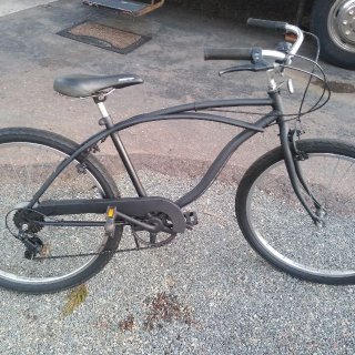 Photo of Old School 6 speed Cruiser