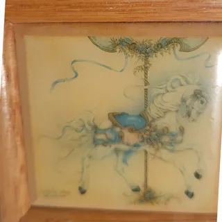 Photo of small jewelry/keepsake real wood box