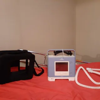 Photo of Phillips 100 oxygen ventilator has multiple speeds / mask available k & hose available / Priced low to sell fast. /Like New