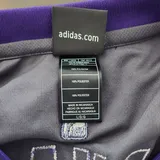 Listing Photo Thumb #5