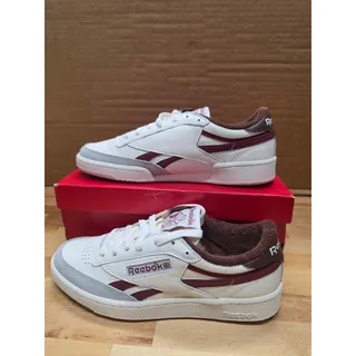 Photo of Reebok Club C Revenge Vintage Unisex M: 7.5 W: 9
