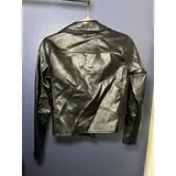 Listing Photo Thumb #4
