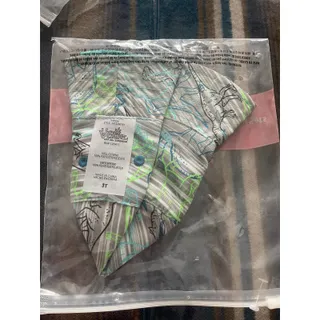 Photo of NWT 3t toddler sun hat by UV Skinz