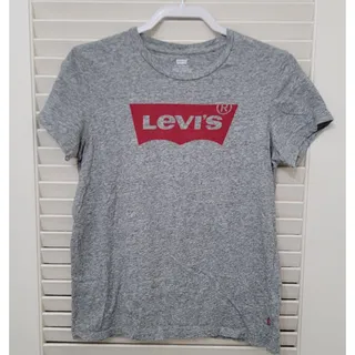 Photo of Levi's Gray Red Logo T Shirt Women's Size Medium