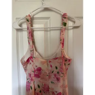 Photo of Pink Spring Semi Formal Dress Size Small
