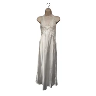 Photo of Seductive Wear By Cinema Etoille Vtg Winter White Womens Satin Sleepwear Size Sm