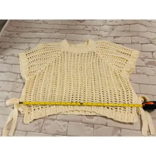 Photo of Women's Large Cream Chunky Open
Knit Tie Side Sweater