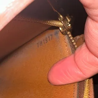 Photo of Louis Vuitton Monogram Sarah Long Wallet Women’s Vintage