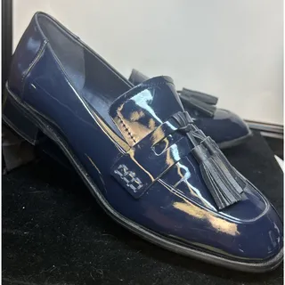 Photo of Trifari Navy Blue Tassel Loafers Womens 6.5 Glossy Leather Vintage Style