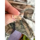 Listing Photo Thumb #2