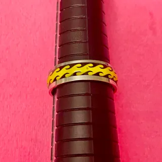 Photo of NEW Men's Silver Ring with Black and Yellow Wave Pattern Size 11.25