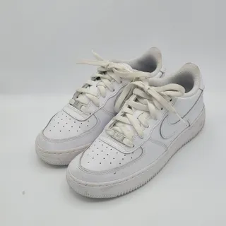 Photo of Nike Air Force 1 triple white kids size 7y