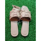 Listing Photo Thumb #3