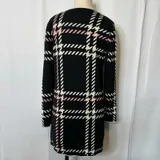 Listing Photo Thumb #3