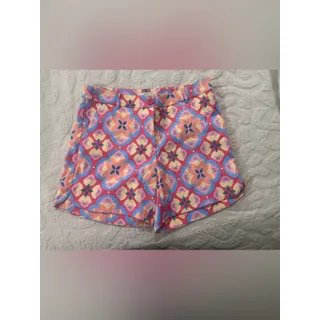 Photo of NWT Jade Pink Floral Tile-Print Dreaming Daises Shorts