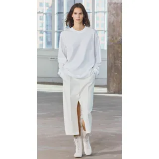 Photo of ZARA 2024 Z/W COLLECTION 0014/646 STRAIGHT SKIRT W/SLIT VANILLA SMALL 4 6