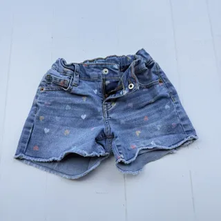 Photo of Cat & Jack Girls Denim Shorts Blue Heart Print Raw Hem 7/8