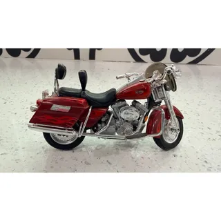 Photo of Maisto Harley-Davidson Road King Red Flames 1:18 Diecast Motorcycle