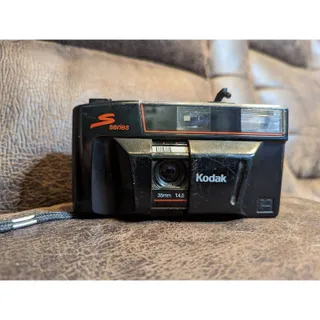 Photo of Kodak S100 EF Electronic Flash 35mm Film Camera - 2 AA Batteries Needed