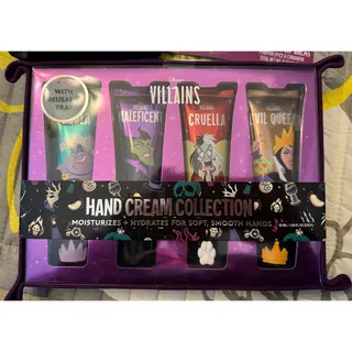 Photo of NWT Disney Villains Hocus Pocus Beauty Set Lips Scrub Bath Bomb Balm Hand Cream