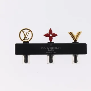 Photo of Louis Vuitton Earphone Jack Metal Gold