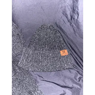 Photo of Women’s hat/scarf/glove sets (2)