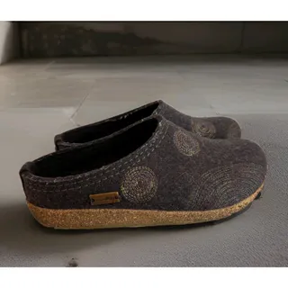 Photo of HAFLINGER Wool Clog Mule Slippers Womens Sz EU 39 US 8 Black Spiral Embroidery