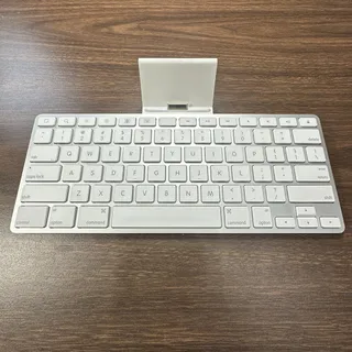 Photo of Apple iPad Keyboard Dock A1359 30-Pin 1st, 2nd Generation iPad Accessory
