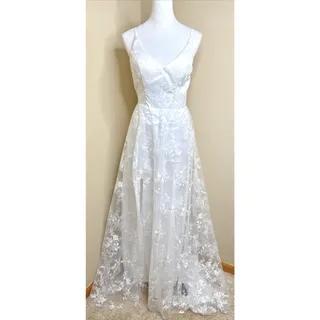 Photo of LAVETIR White Lace Applique A Line V Neck Slit Wedding Dress Bridal Gown Sz 8