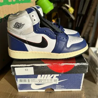 Photo of Air Jordan 1 Retro High OG GS Rare Air Sneakers Deep Royal Blue Size 5Y / 6.5 W