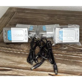 Photo of Lot of 4 D-Link DWL-P200 Power over Ethernet PoE Adapter Base Units w/ Cables