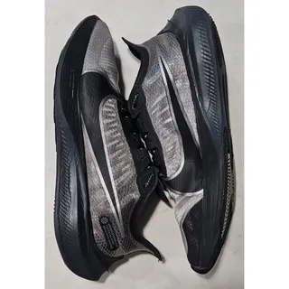 Photo of Nike Zoom Gravity Black Anthracite Men's Running Shoes Size 10.5 BQ3202-004