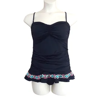 Photo of Great Lengths Women's Plus Size Black Tropical Foliage Print One-Piece Bathing Suit