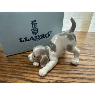 Photo of Vintage Lladro #1070 "Playful Puppy" Beagle Porcelain Figurine Glossy Retired