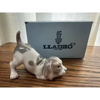Photo of Vintage Lladro #1070 "Playful Puppy" Beagle Porcelain Figurine Glossy Retired