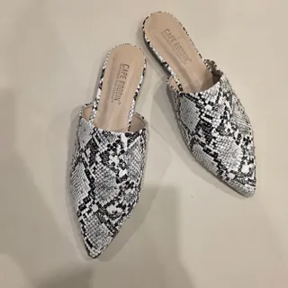 Photo of Cape Robbin snakeskin print pointed toe, studded mules sz 7.5