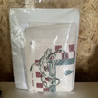 Photo of Vtg 1989 Sunset “Antiqued Quilts”, Patchwork Christmas Banner Kit