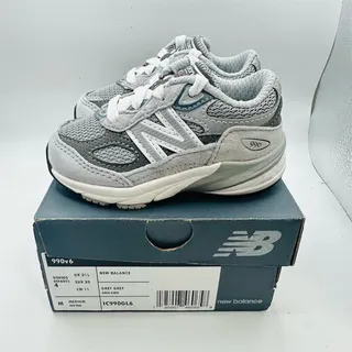 Photo of New Balance 990v6 Toddler Sneakers Gray Lace Up Size 4 (EU 20) w/ Box