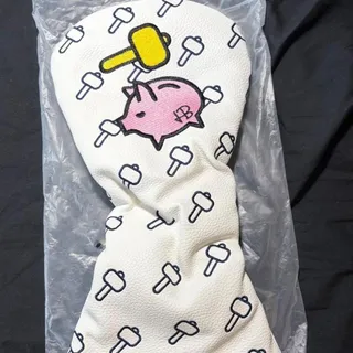 Photo of 🚨 NEW Piggy Bank w/ Hammers White & Pink Embroidered Golf Driver Head Cover 🐷
