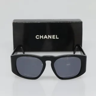 Photo of Chanel Sunglasses Black