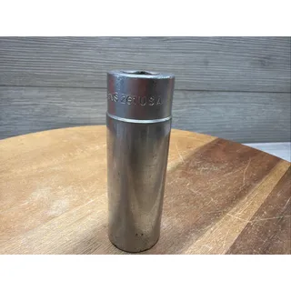 Photo of Snap On Tools SVS261 13/16" SAE Flank Drive Deep Socket 1/2" Drive 12 Point USA