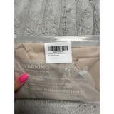 Listing Photo Thumb #4