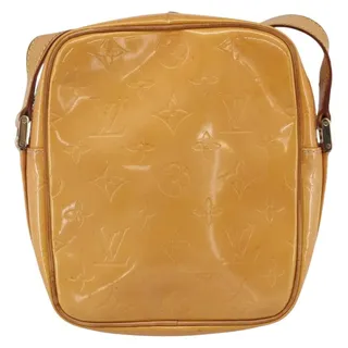 Photo of Louis Vuitton Monogram Vernis Wooster Bag Marshmallow Pink