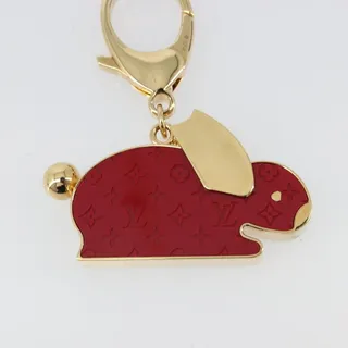 Photo of Louis Vuitton Bijoux Sac Animalia Lapin Charm Metal Red
