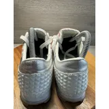 Listing Photo Thumb #5