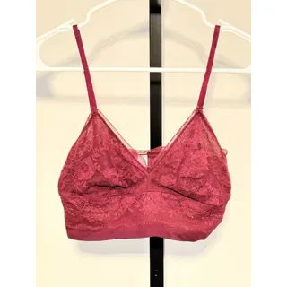 Photo of VICTORIAS SECRET BURGUNDY LACE BRALETTE WIREFREE S/P