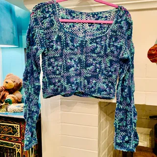 Photo of VINTAGE TONES OF BLUE & LAVENDER HANDMADE CROP CROCHET COTTON SWEATER XS/S