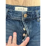 Listing Photo Thumb #2