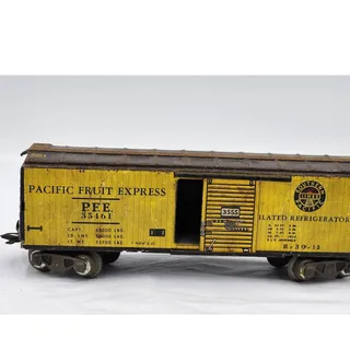 Photo of Marx Mar Lines Southern Pacific Lines 35461 Pacific Fruit Express PFE 3555