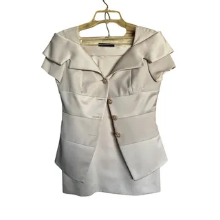 Photo of Alex Evenings Champagne 2-piece Skirt Suit Size 4P